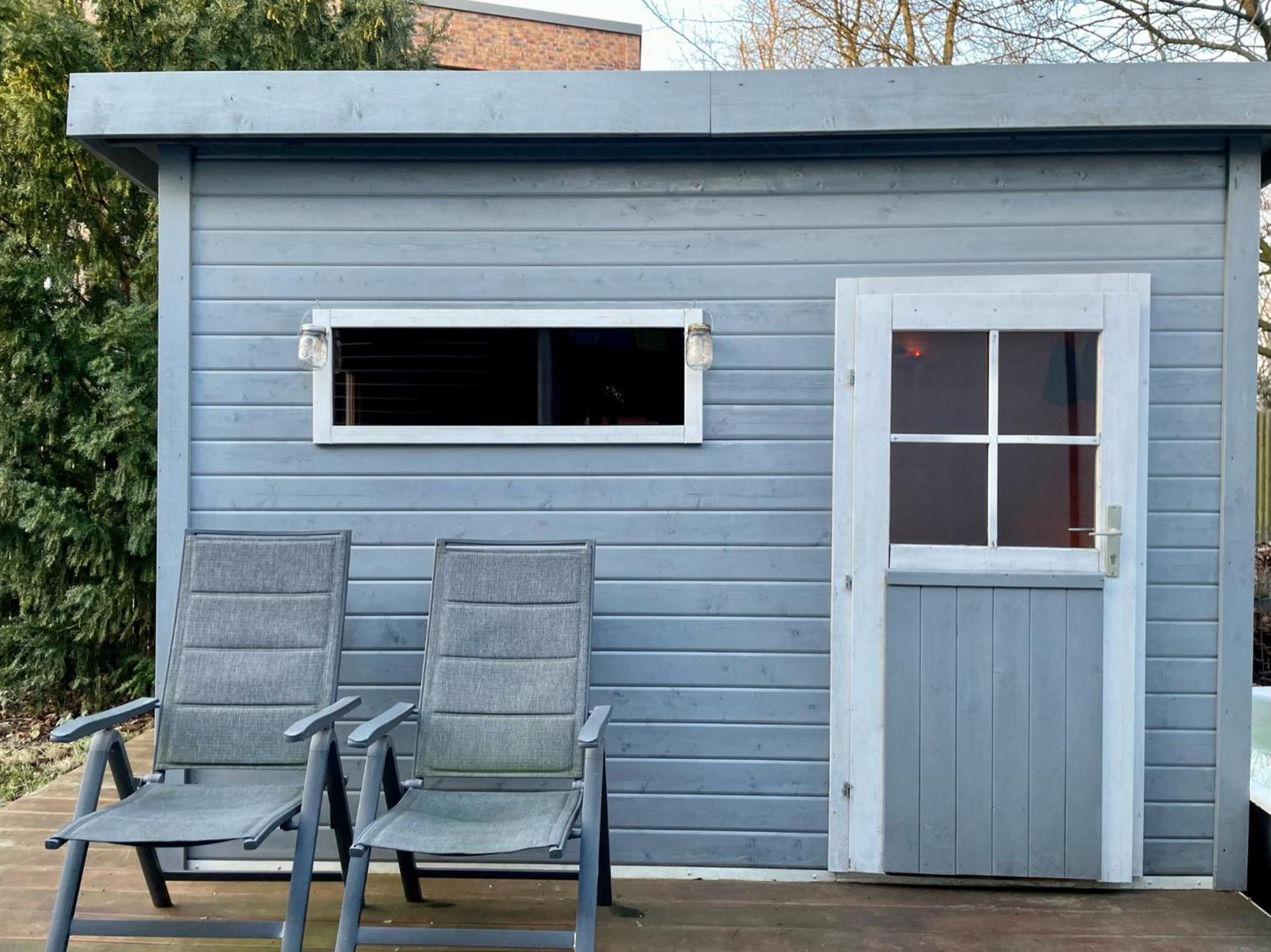 Modernes Holzhaus Im Skandinavischen Stil Mit Sauna, Garten Und 2 Katzen Norderstedt Luaran gambar