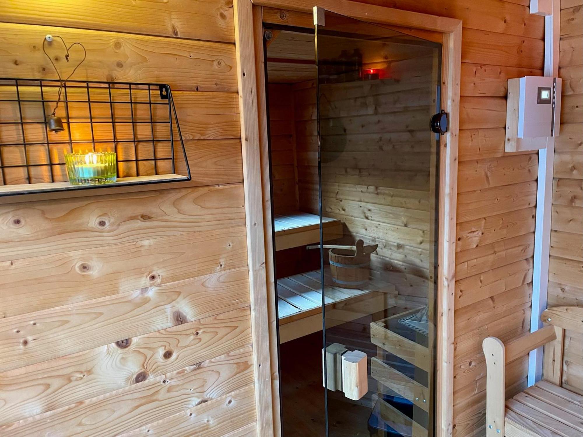 Modernes Holzhaus Im Skandinavischen Stil Mit Sauna, Garten Und 2 Katzen Norderstedt Luaran gambar