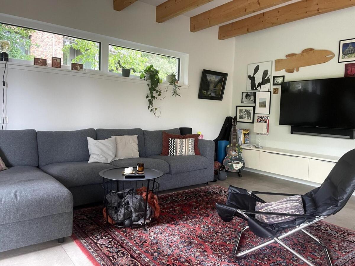 Modernes Holzhaus Im Skandinavischen Stil Mit Sauna, Garten Und 2 Katzen Norderstedt Luaran gambar