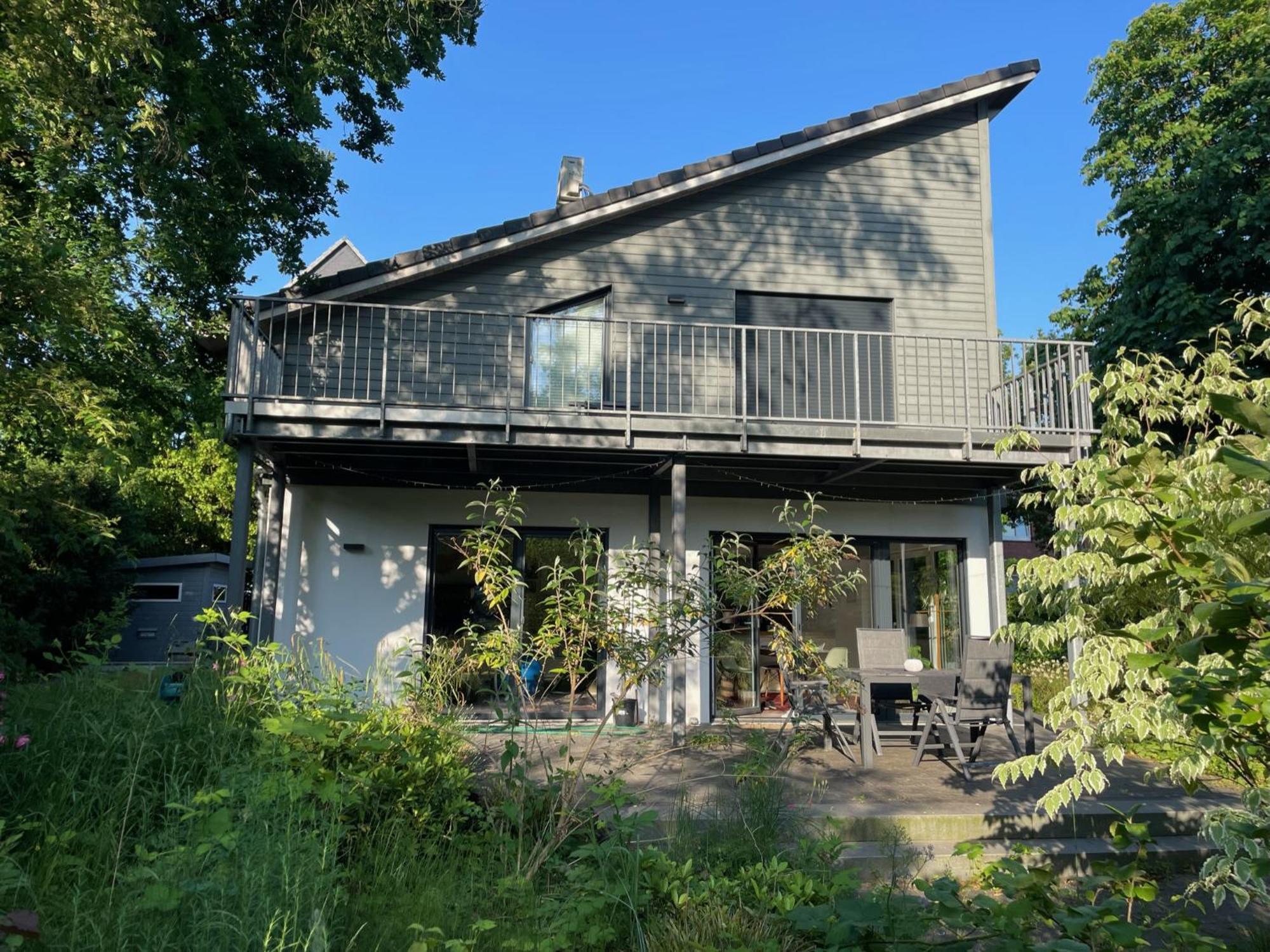 Modernes Holzhaus Im Skandinavischen Stil Mit Sauna, Garten Und 2 Katzen Norderstedt Luaran gambar